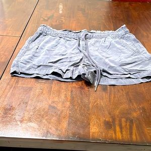Loft paper bag grey shorts XL